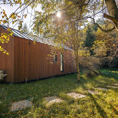 Gerendaház W Ogrodzie Dla Gosci *