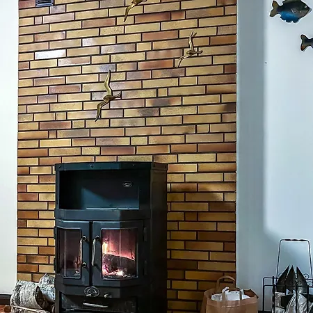 Gerendaház W Ogrodzie Dla Gosci *