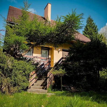 Lodge W Ogrodzie Dla Gosci