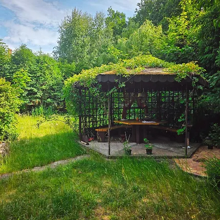 Lodge W Ogrodzie Dla Gosci Sasino