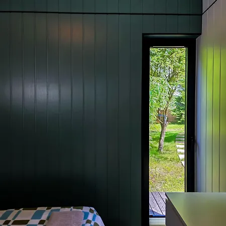 Gerendaház W Ogrodzie Dla Gosci *