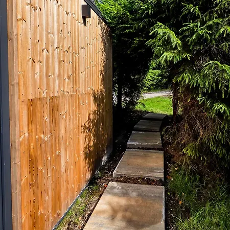 山林小屋 W Ogrodzie Dla Gosci