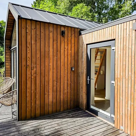 W Ogrodzie Dla Gosci *