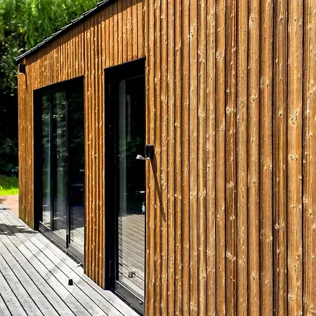 Lodge W Ogrodzie Dla Gosci Sasino