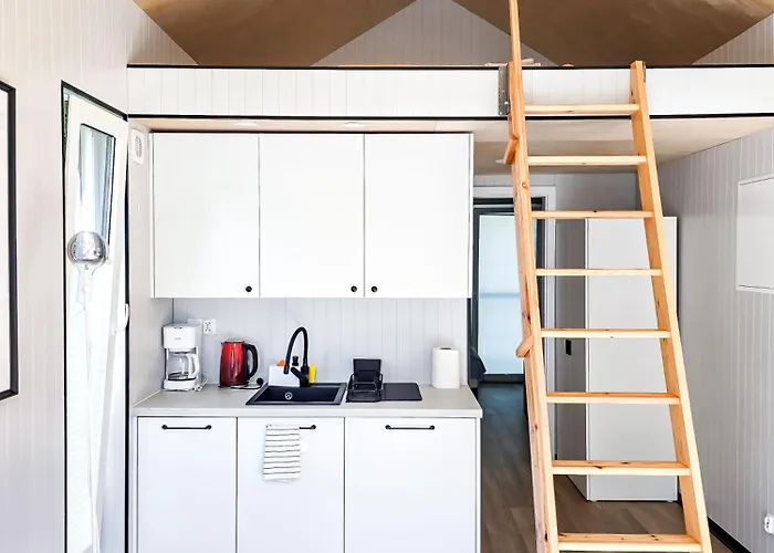 W Ogrodzie Dla Gosci Деревянный коттедж Сашино